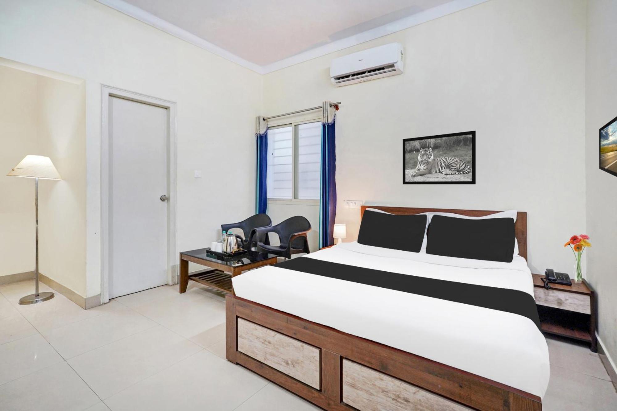 Super Townhouse Hebbal Mysore Belagula Eksteriør billede