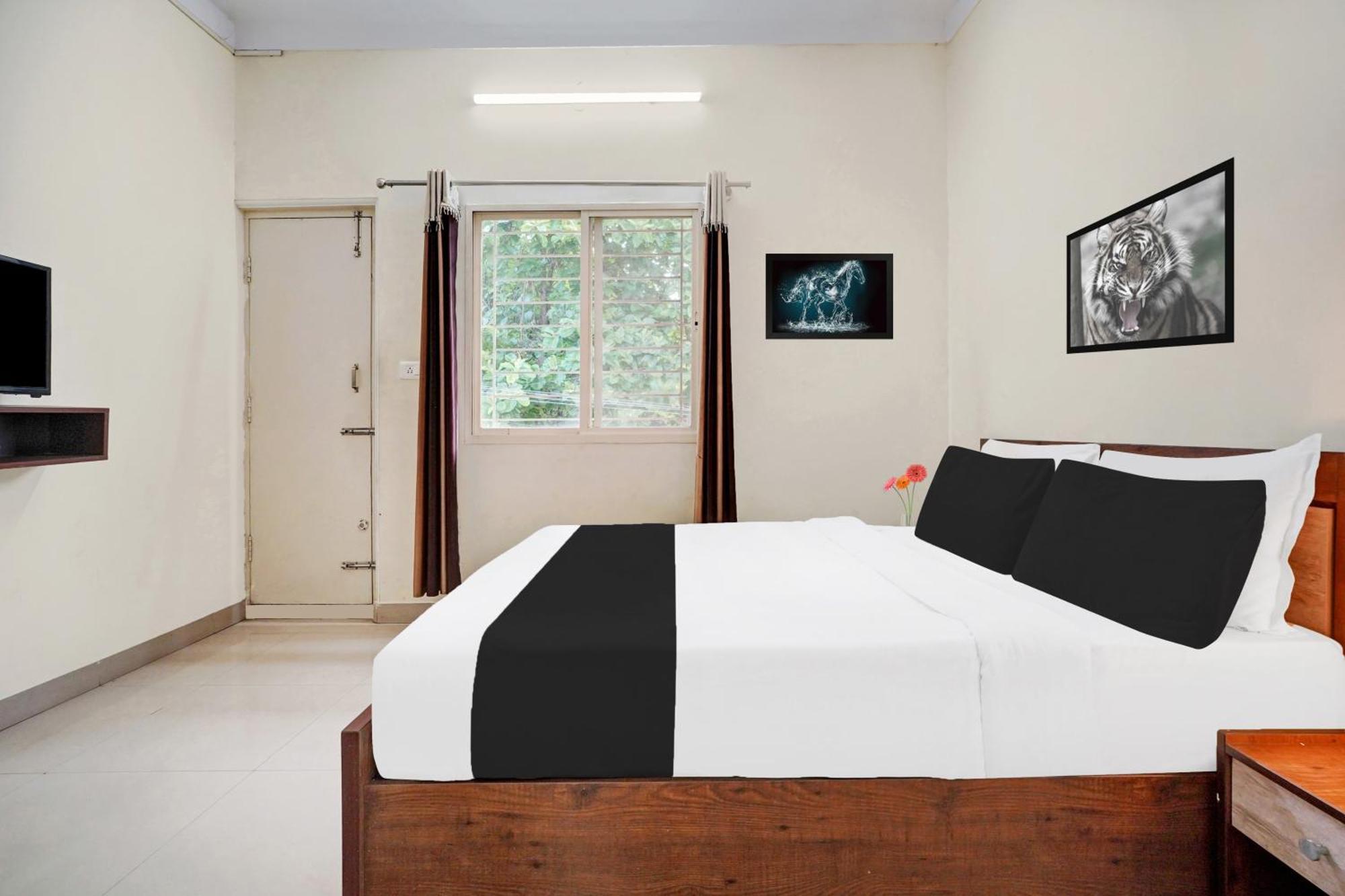 Super Townhouse Hebbal Mysore Belagula Eksteriør billede