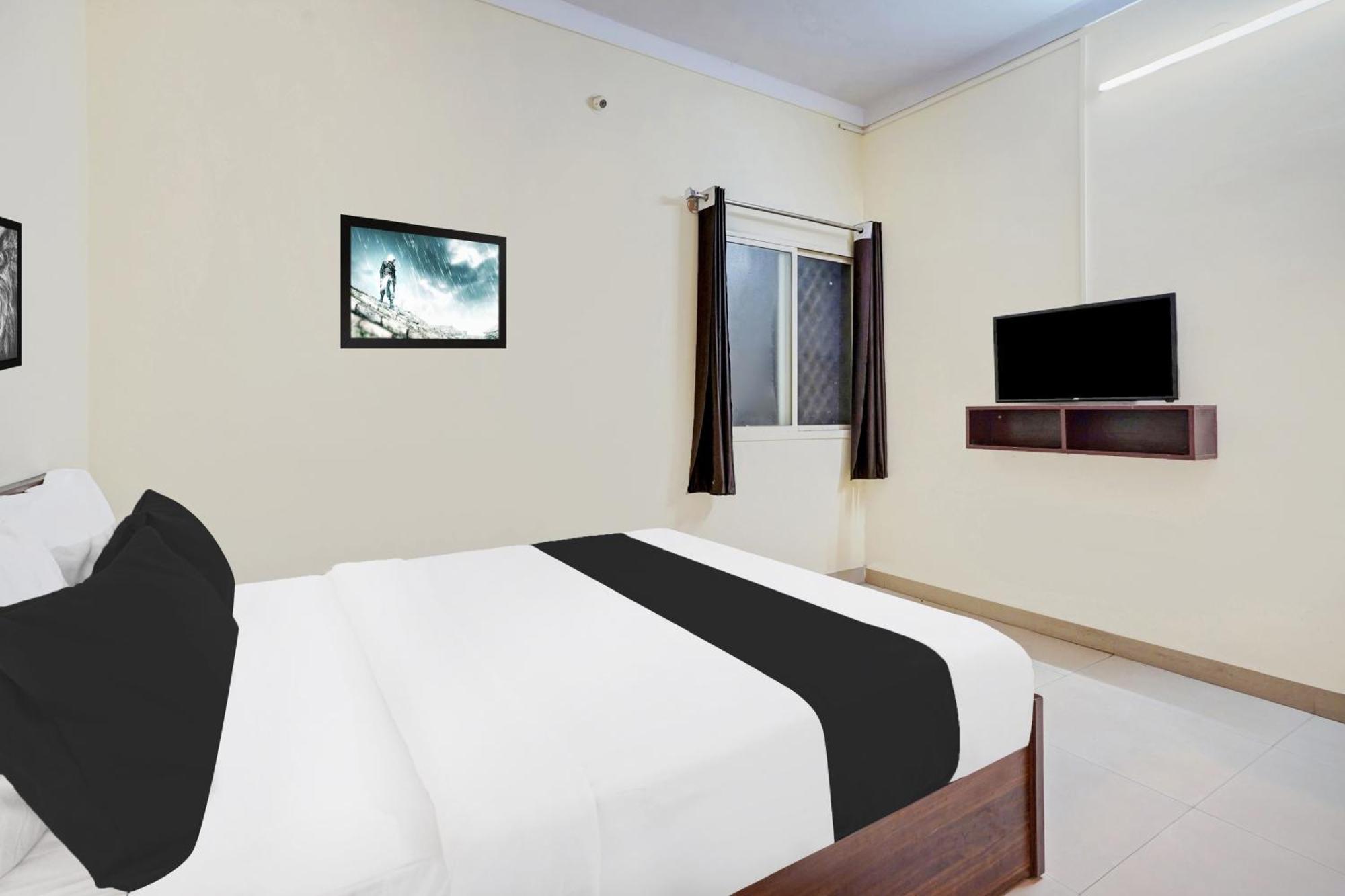 Super Townhouse Hebbal Mysore Belagula Eksteriør billede