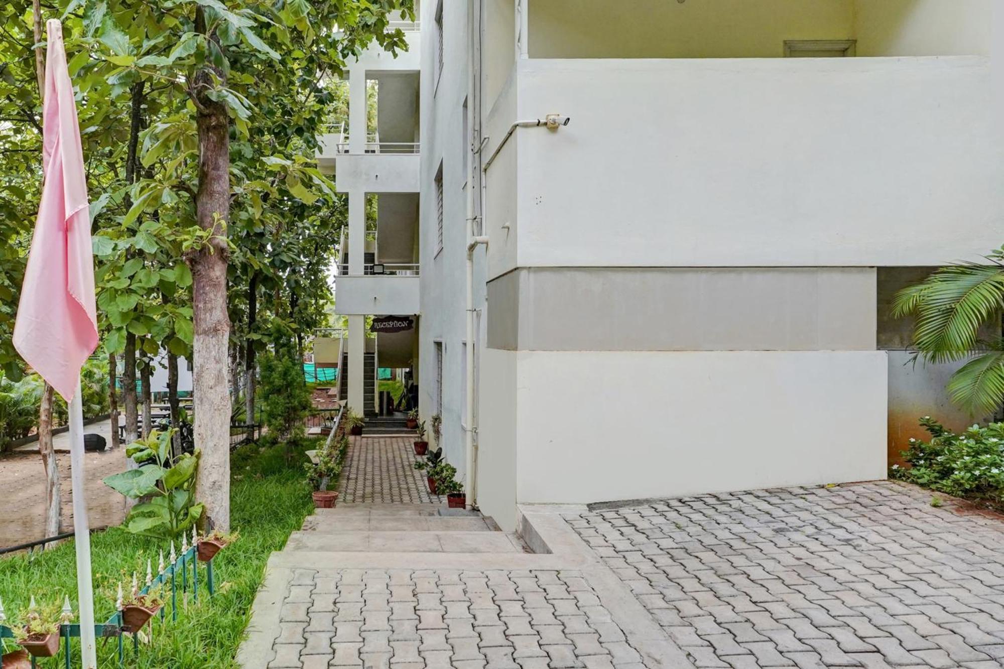 Super Townhouse Hebbal Mysore Belagula Eksteriør billede