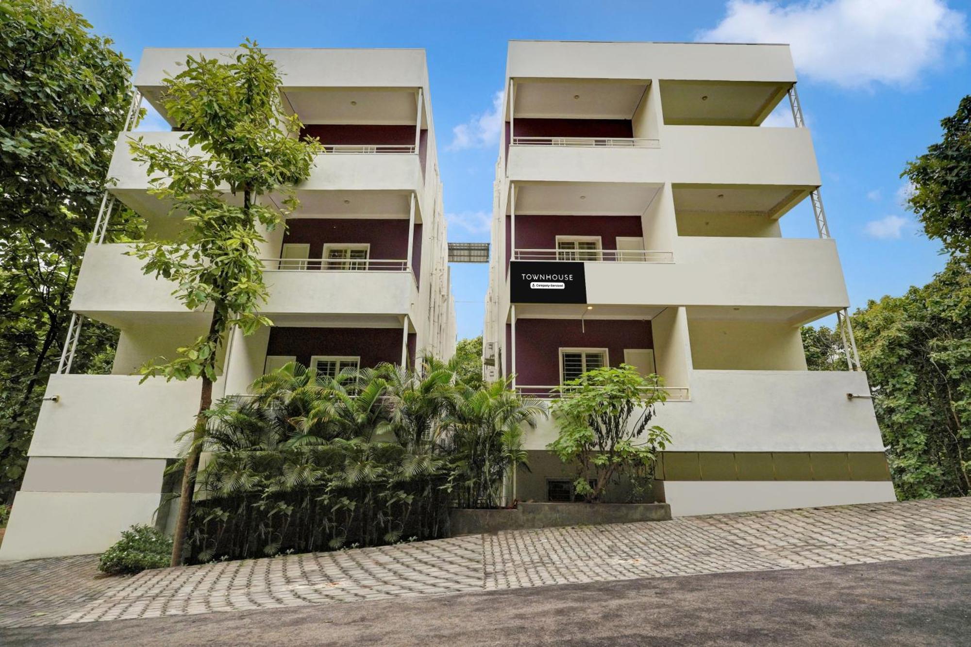 Super Townhouse Hebbal Mysore Belagula Eksteriør billede